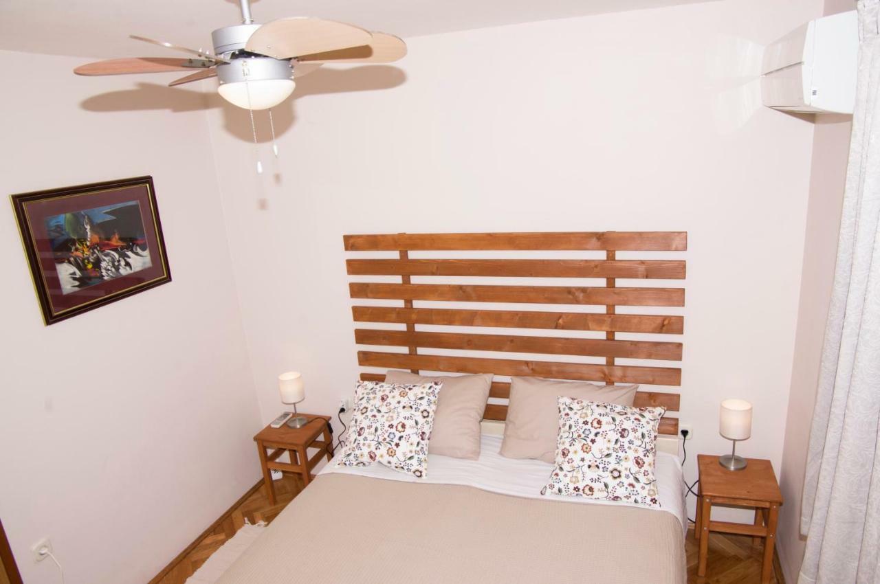 Trisi Apartment *